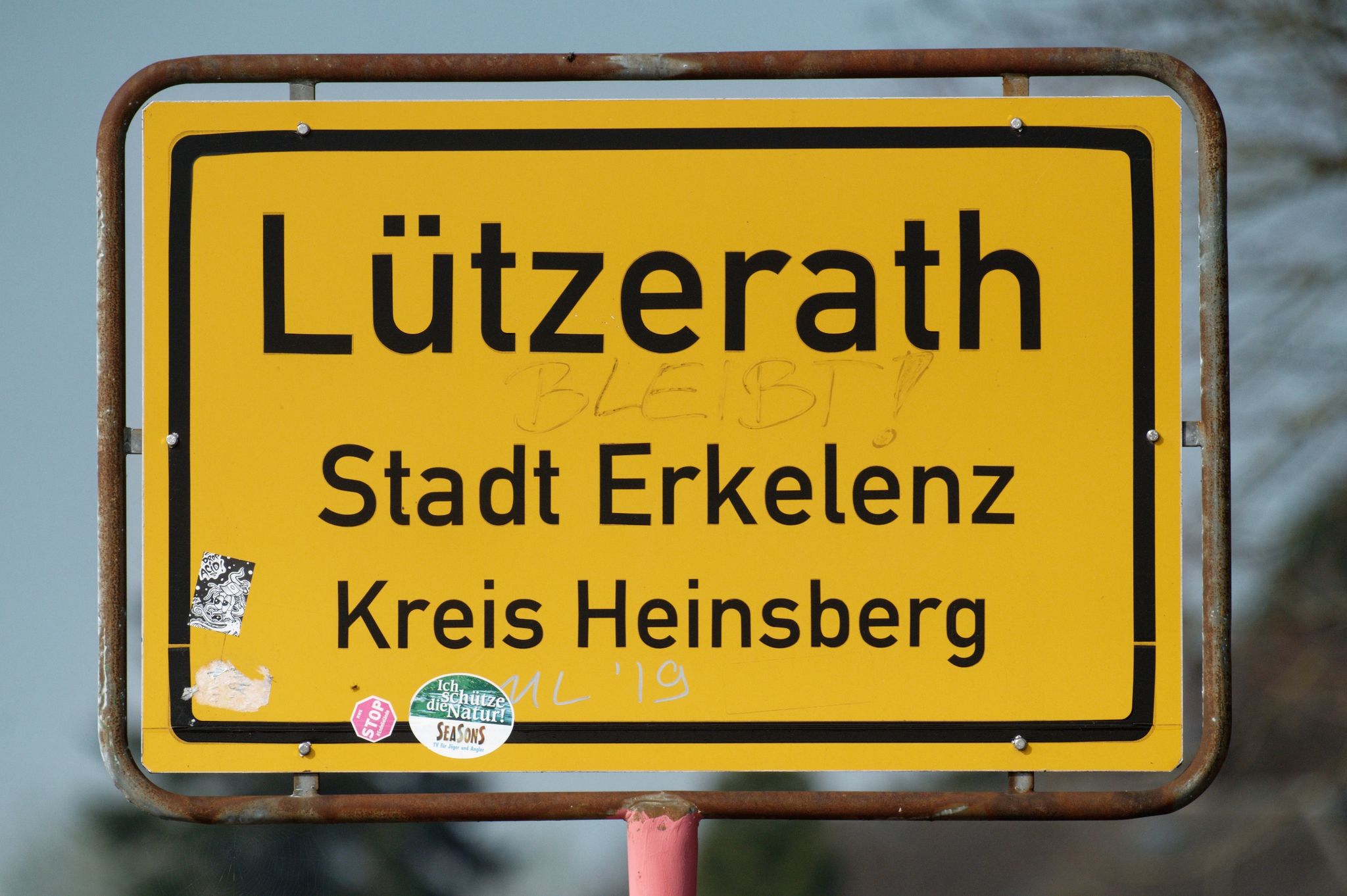 Das Ortsschild des Dorfes Lützerath, das zur Stadt Erkelenz gehört.