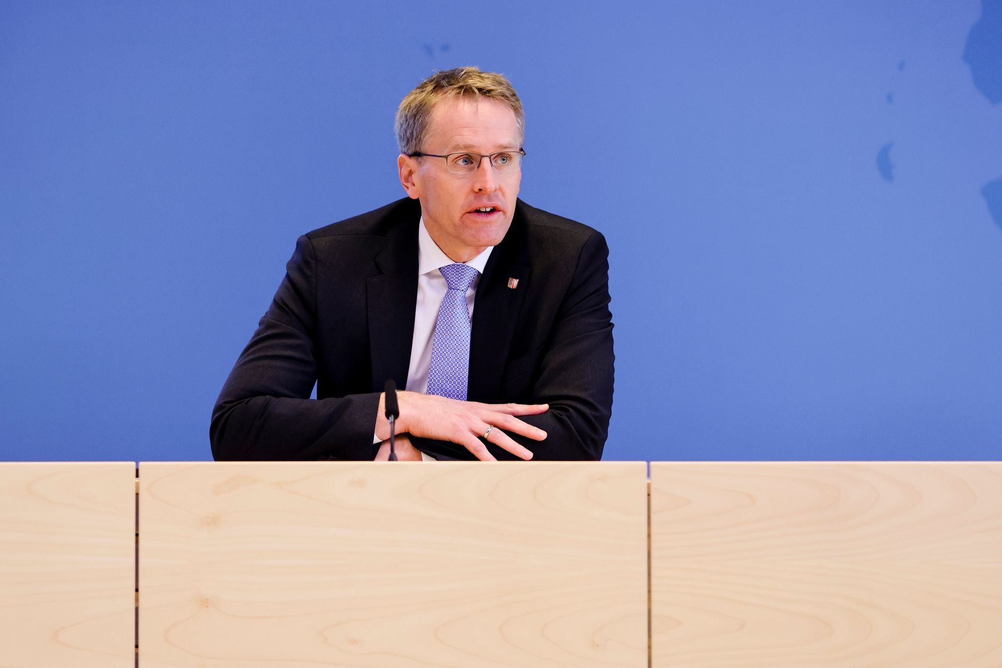 Schleswig-Holsteins Ministerpräsident Daniel Günther (CDU) spricht.