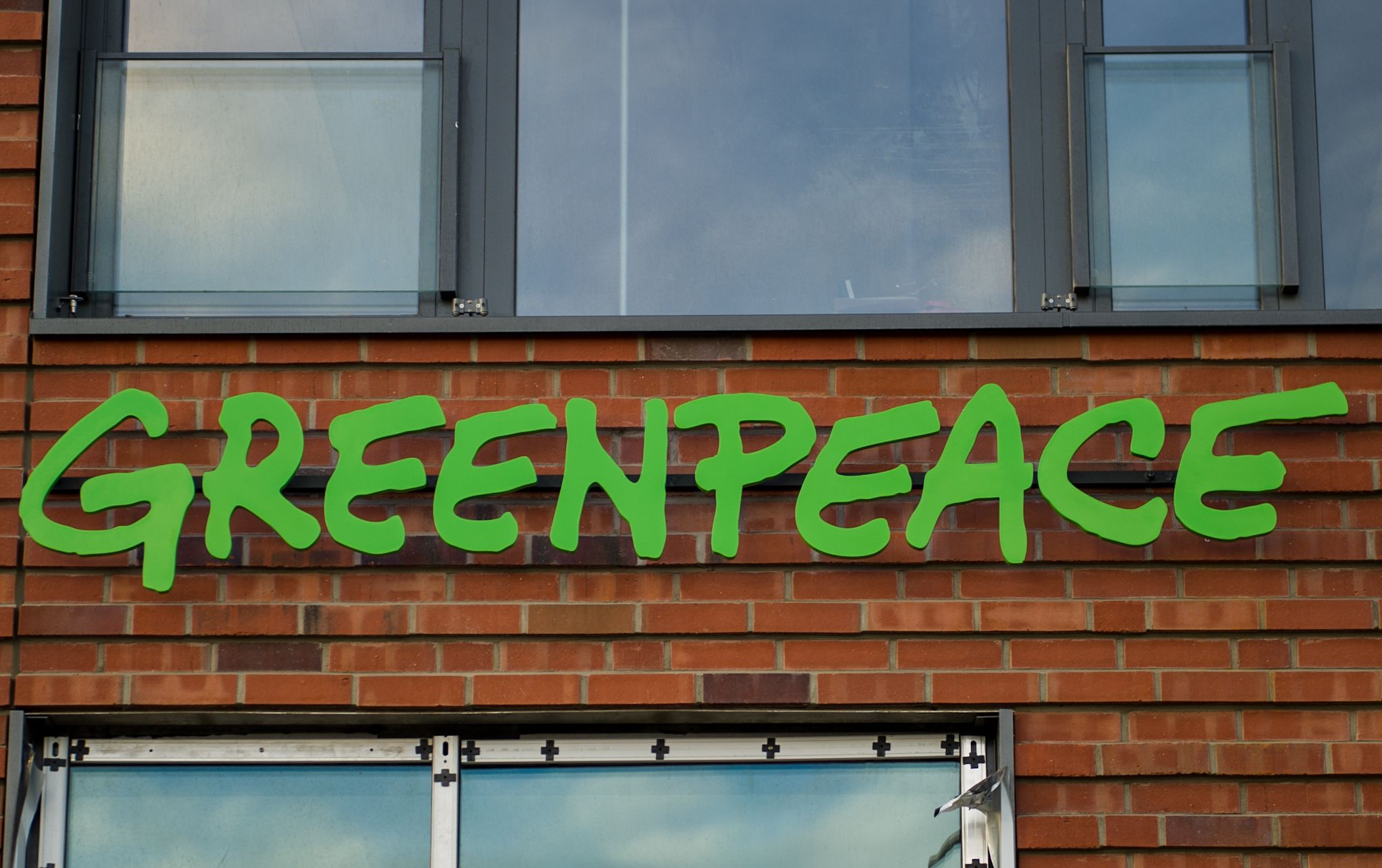 Greenpeace fordert: Emissionen einsparen, statt sie anschließend wieder einzufangen.