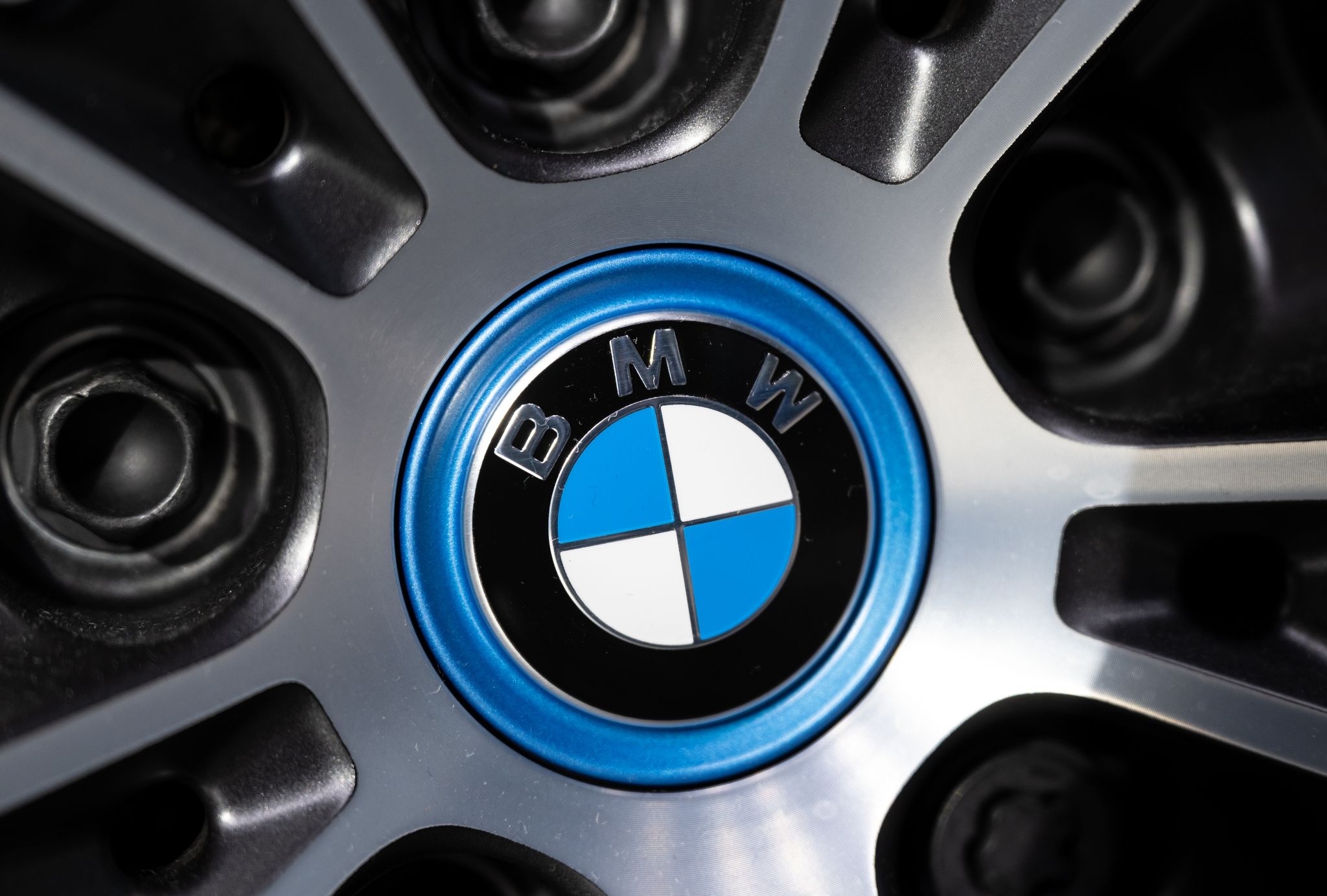 Eine Klimaklage der Deutschen Umwelthilfe gegen BMW ist abgewiesen worden.