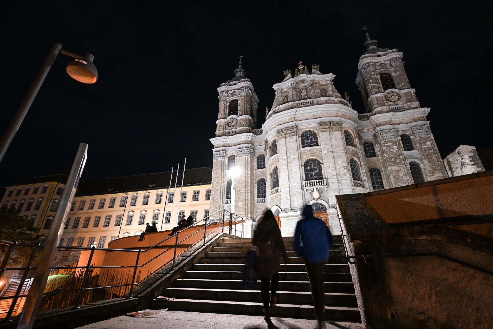 Die Fassade der Basilika wird zur Earth Hour nicht wie üblich von Scheinwerfern angestrahlt.
