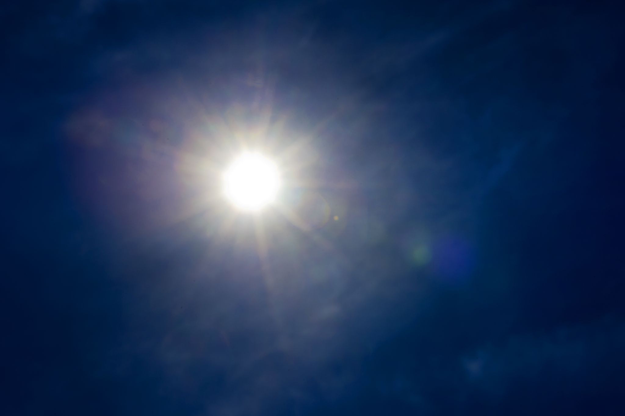 Sonne statt - dadurch steigen auch die Risiken, die mit ultravioletter Strahlung einhergehen.