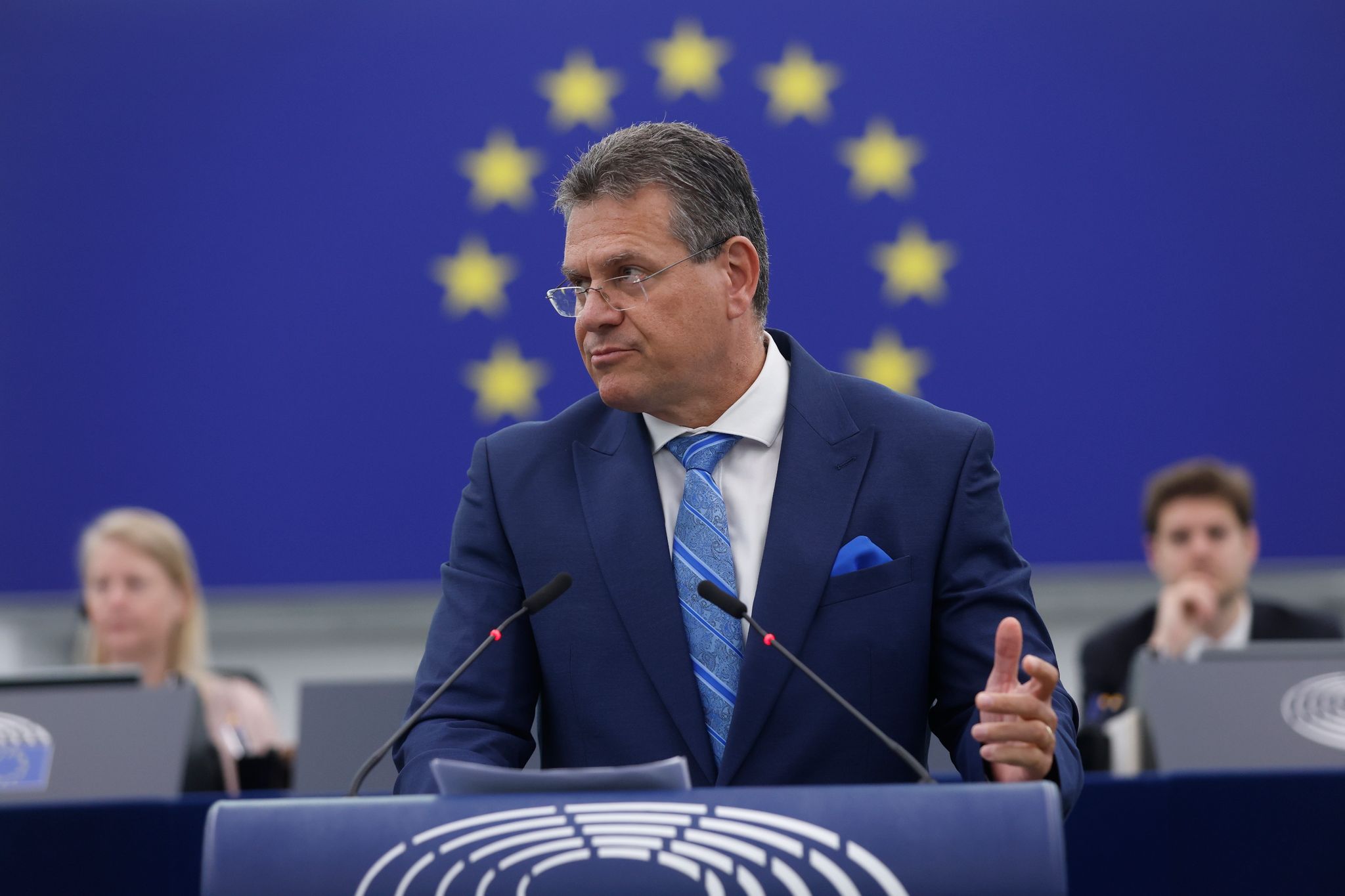 Maros Sefcovic, Vizepräsident der Europäischen Kommission,  spricht während einer Sitzung.