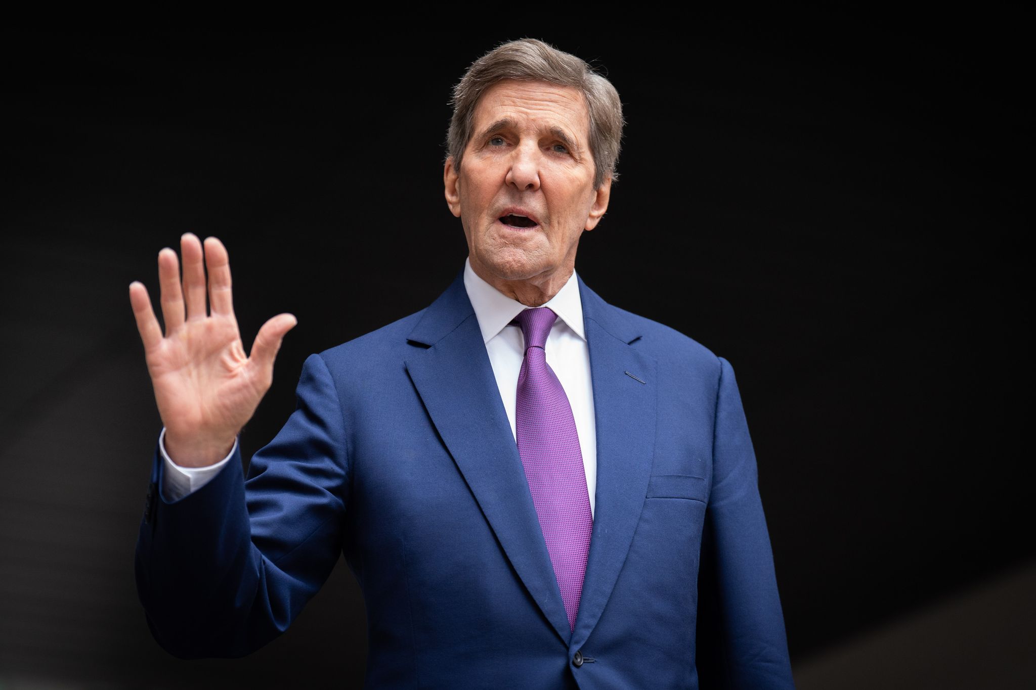 John Kerry, Sondergesandter des US-Präsidenten für Klimafragen, ist in China eingetroffen.